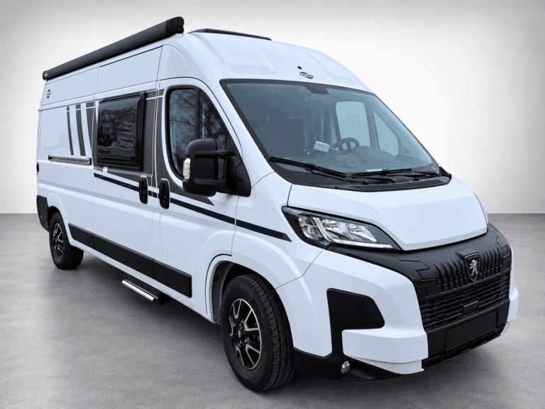 Weißer Campervan (Kastenwagen) mieten bei Nature Caravan